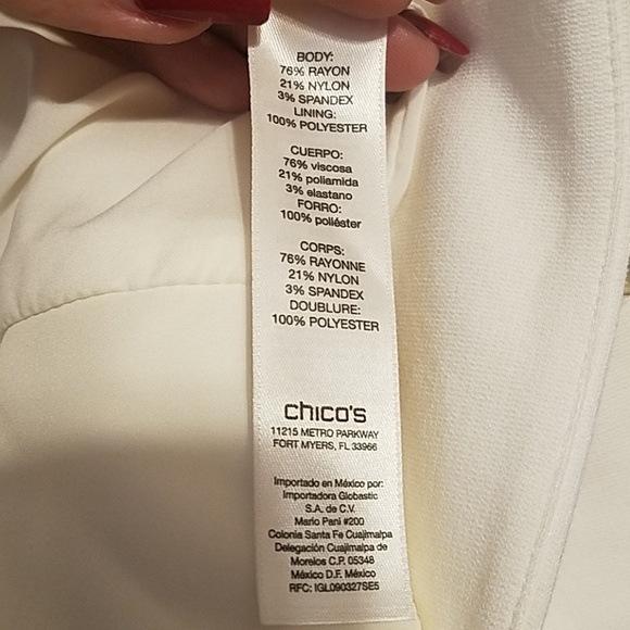 Chico's size 1, cream colored jacket - Picture 3 of 5